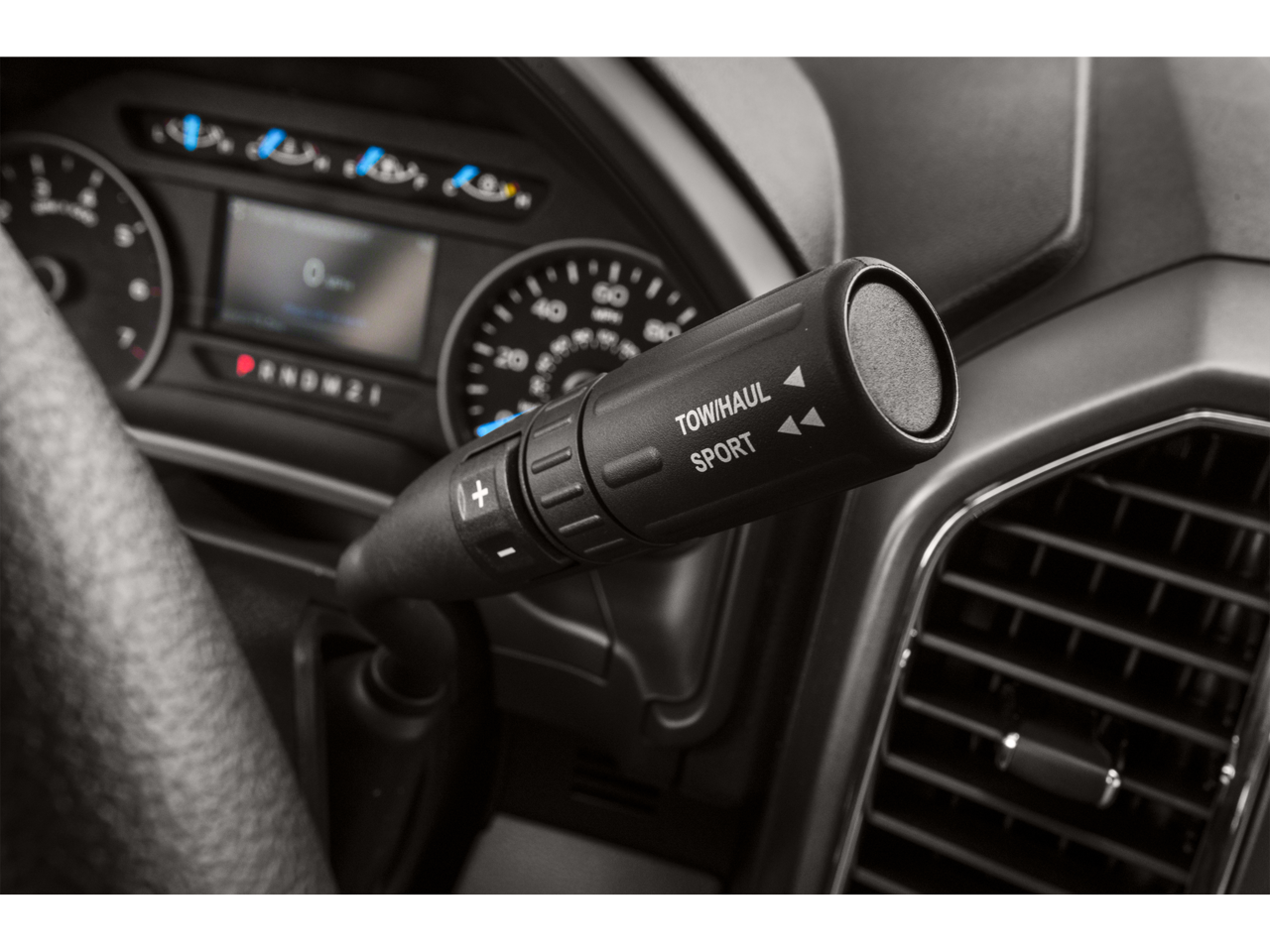 2015 Ford F-150 4WD SUPERCREW 157 XLT