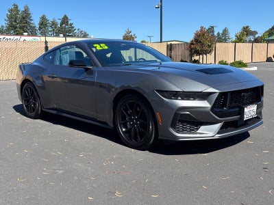 2025 Ford Mustang GT FASTBACK