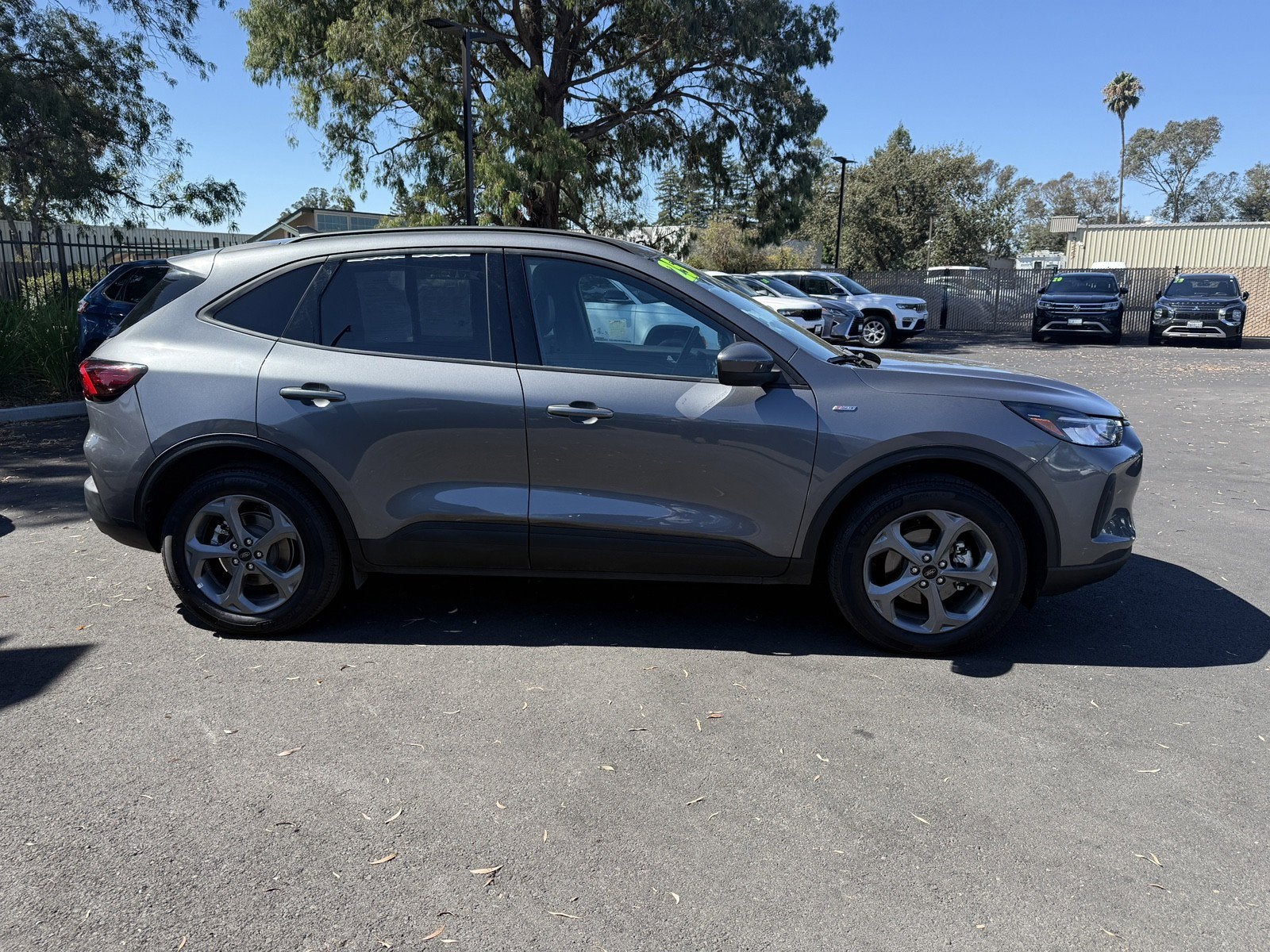 2025 Ford Escape ST-Line Select