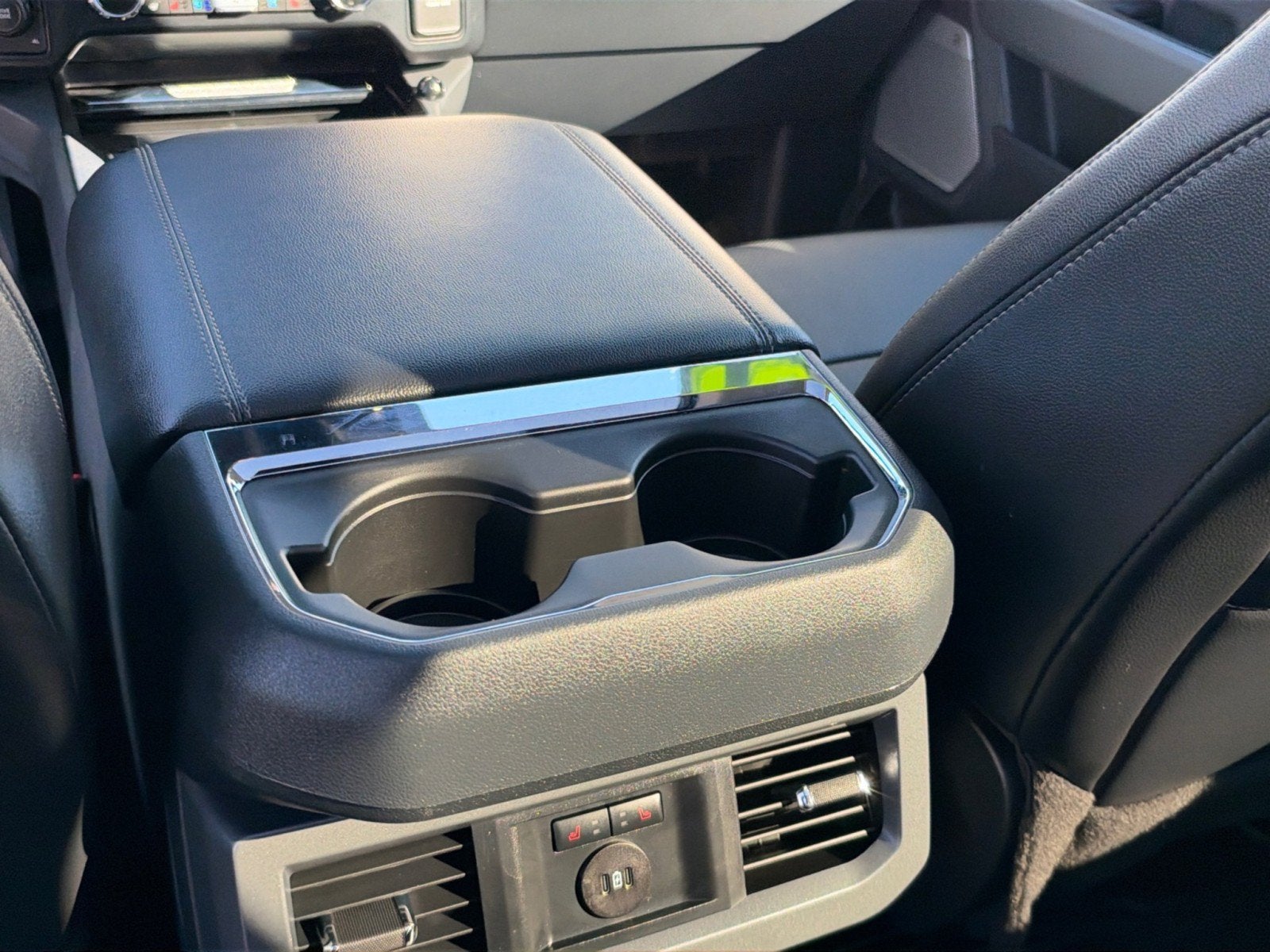 2024 Ford Super Duty F-250 SRW LARIAT
