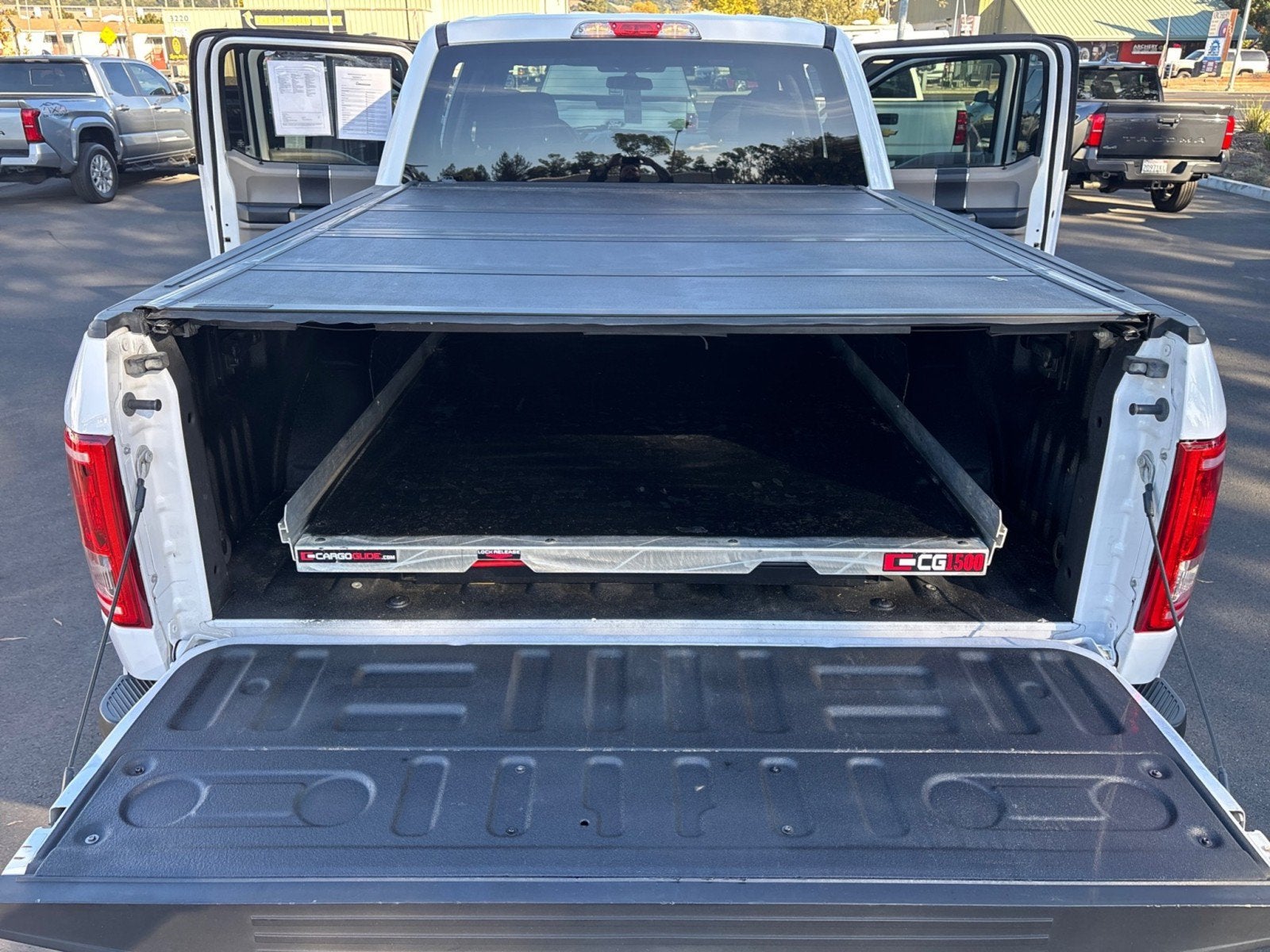 2015 Ford F-150 4WD SUPERCREW 157 XLT