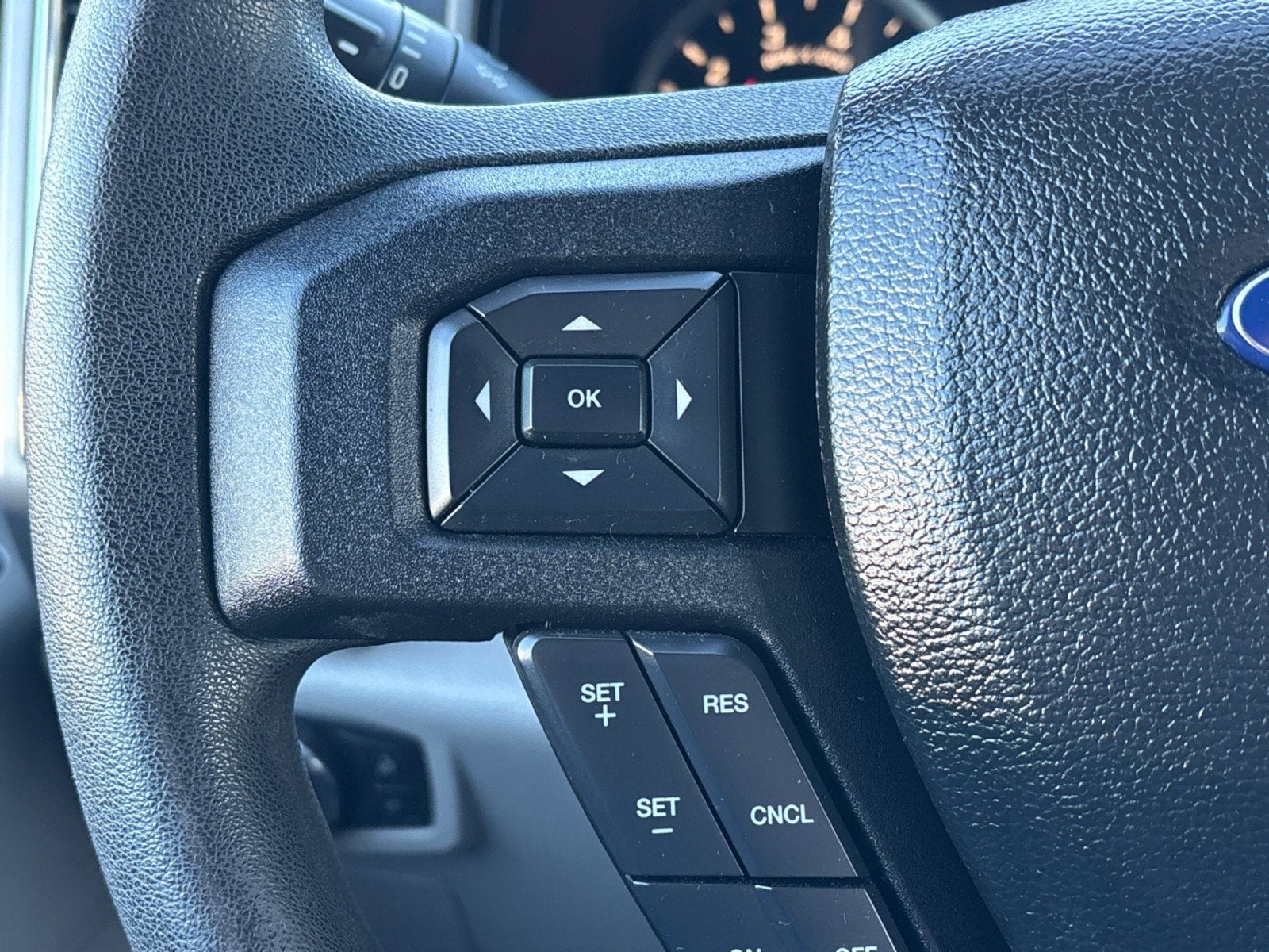 2015 Ford F-150 4WD SUPERCREW 157 XLT