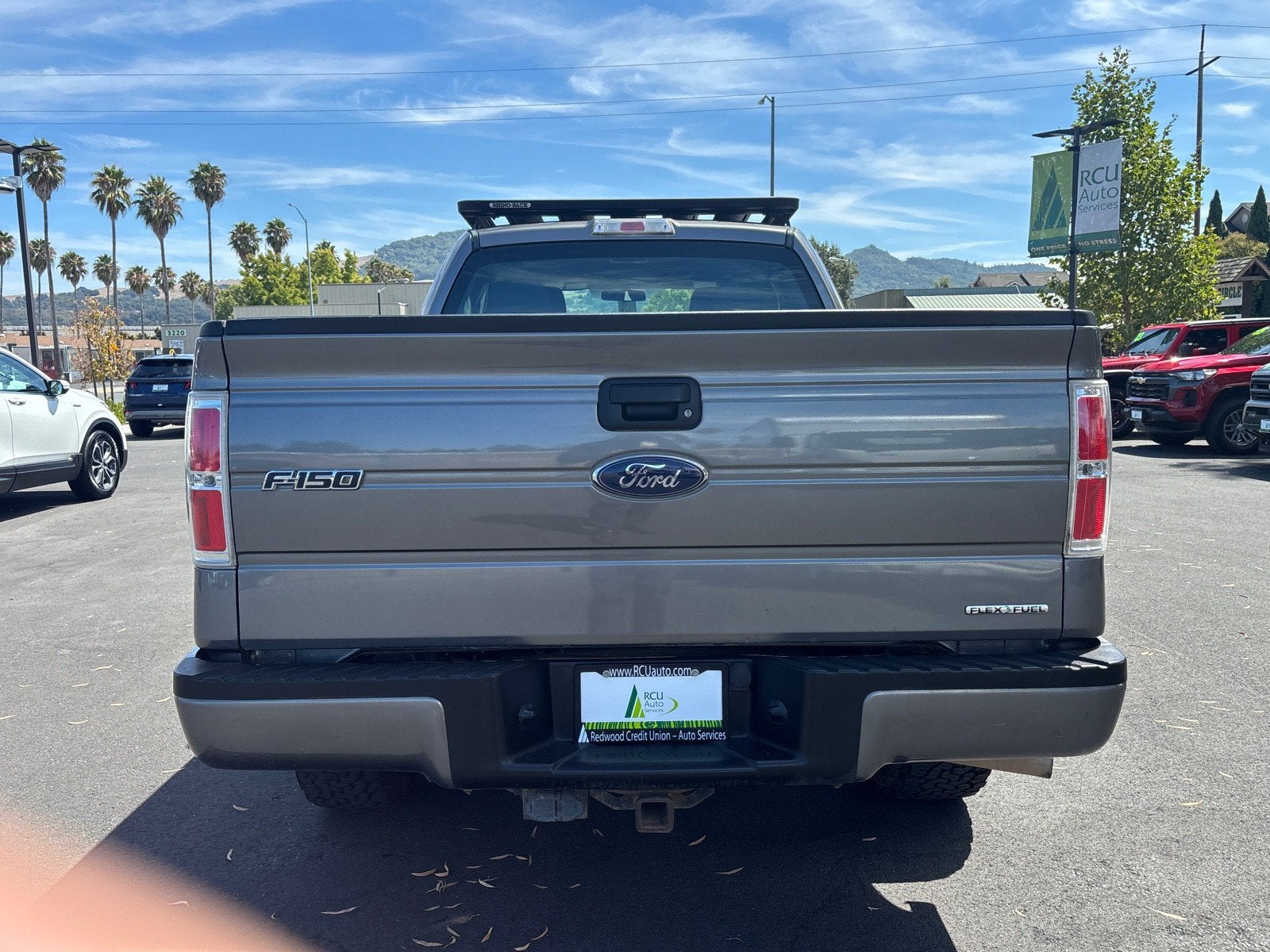 2014 Ford F-150 2WD SUPERCAB 145 STX