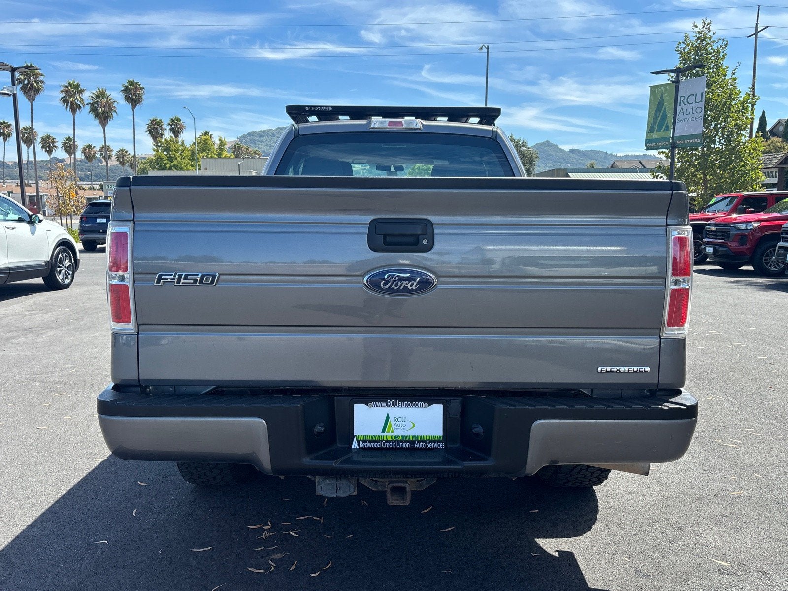 2014 Ford F-150 2WD SUPERCAB 145 STX