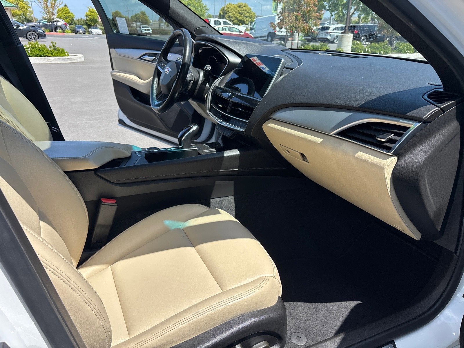 2022 Cadillac CT5 Luxury