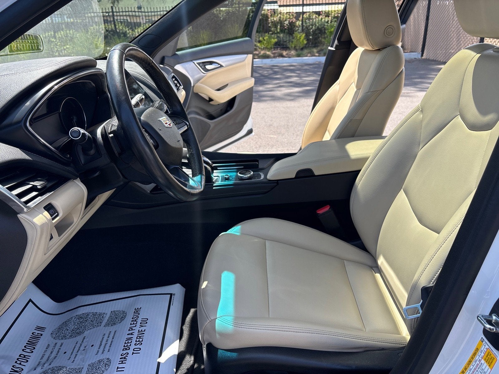 2022 Cadillac CT5 Luxury