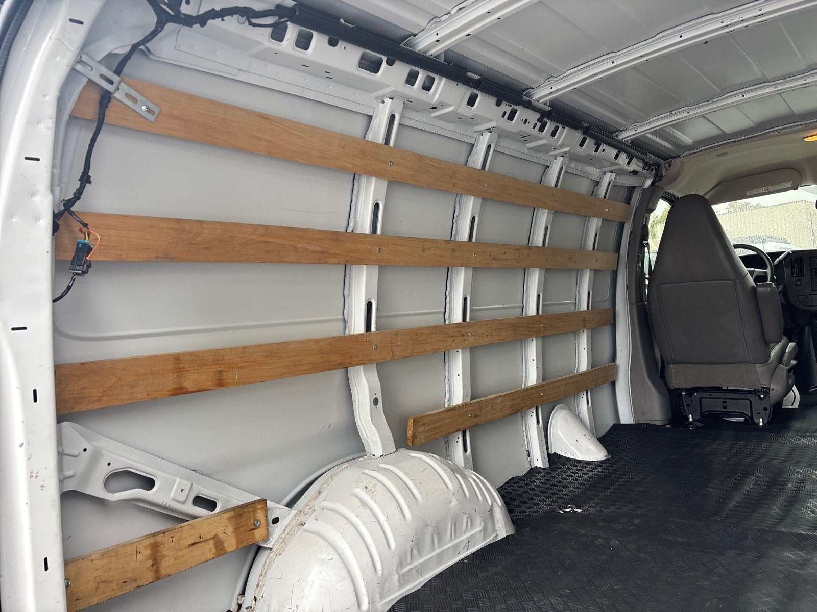 2019 Chevrolet Express Cargo Van RWD 2500 135