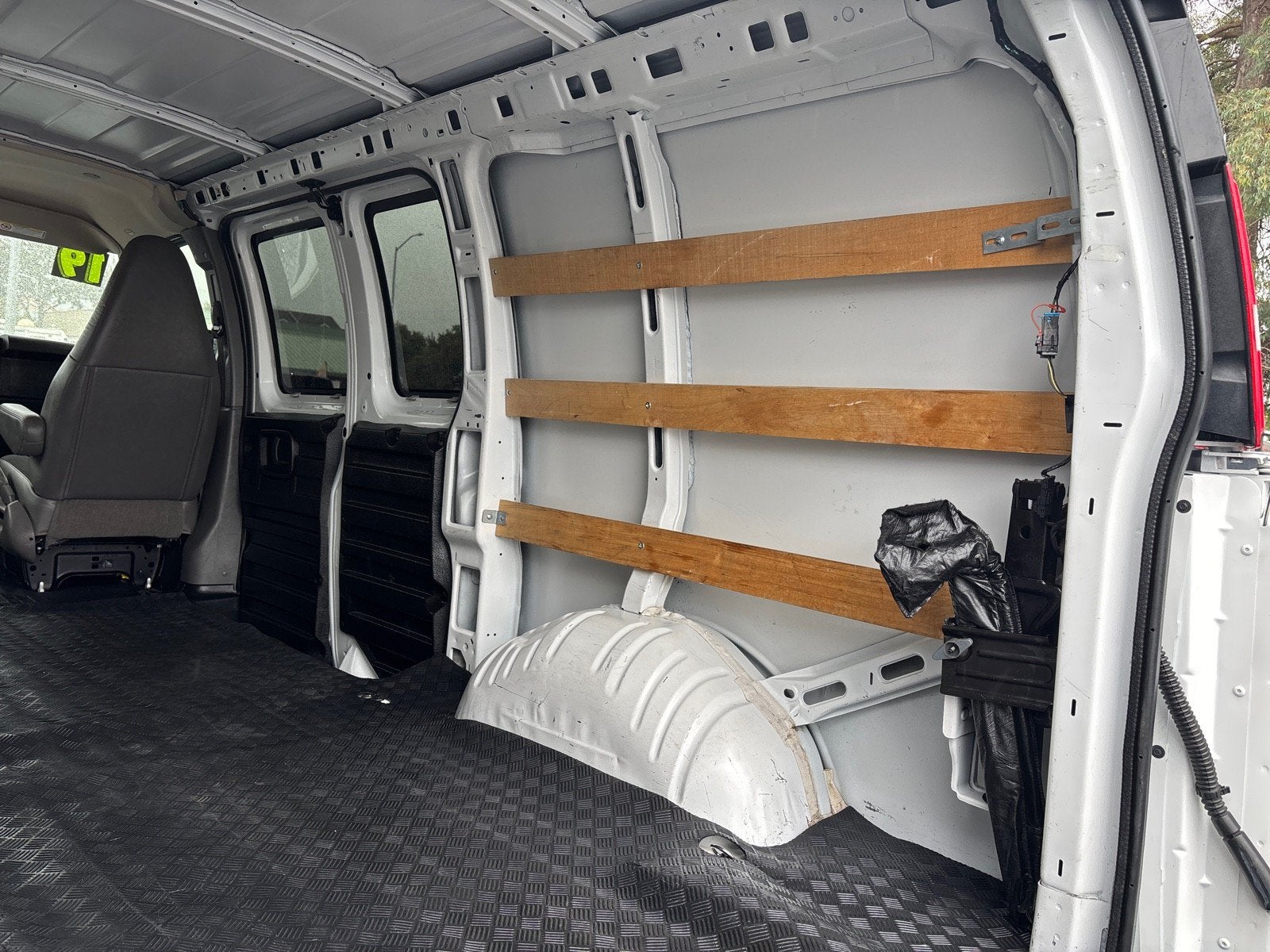 2019 Chevrolet Express Cargo Van RWD 2500 135