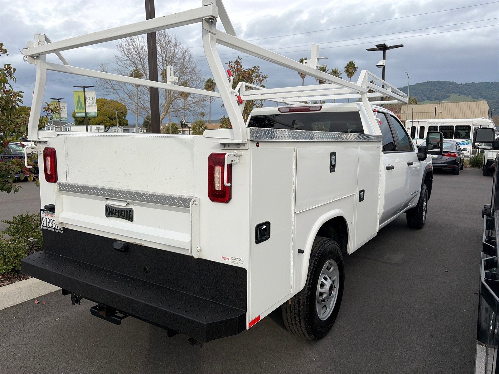 2024 GMC Sierra 2500HD Pro