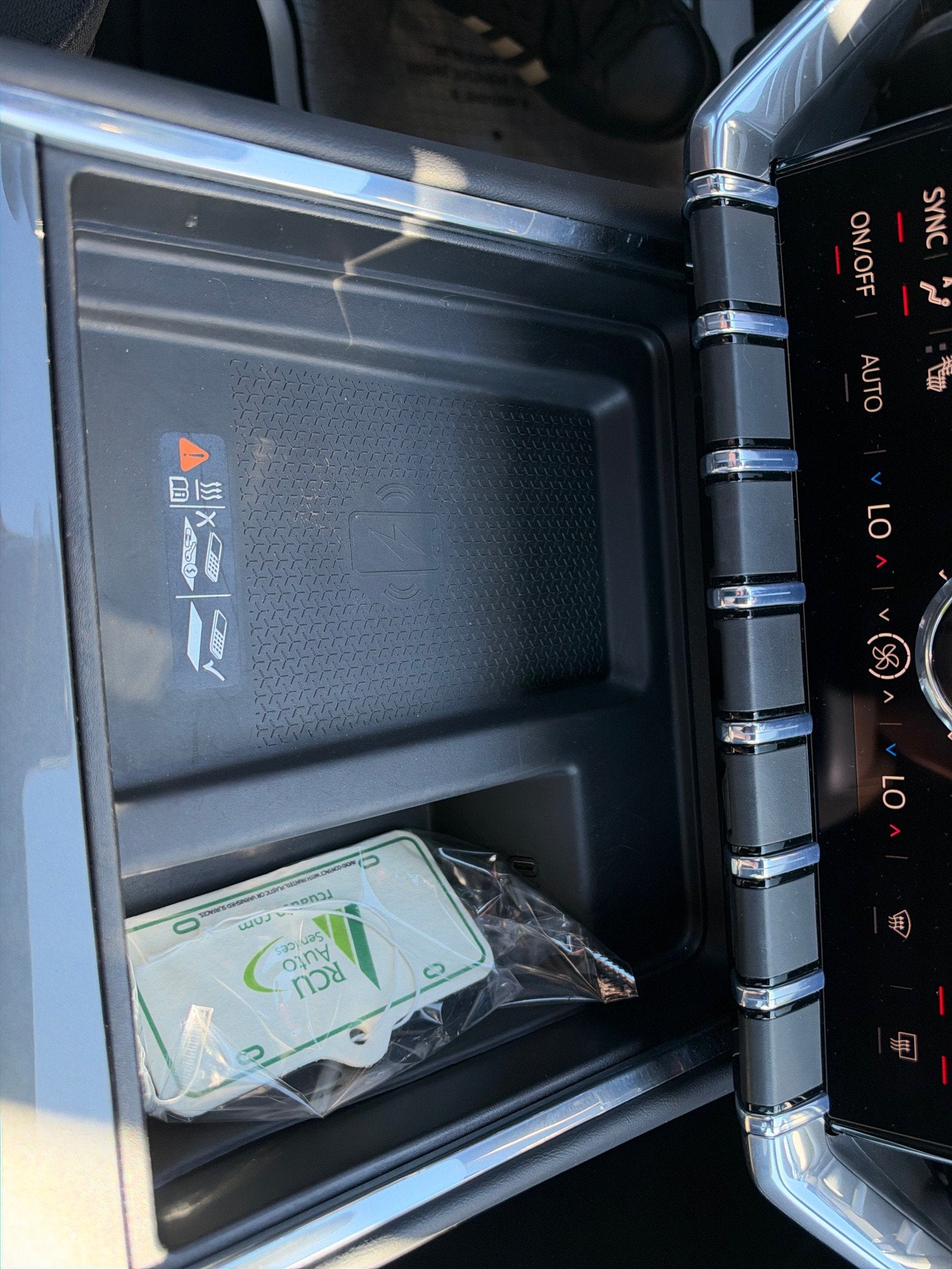 2026 GMC Acadia FWD Elevation