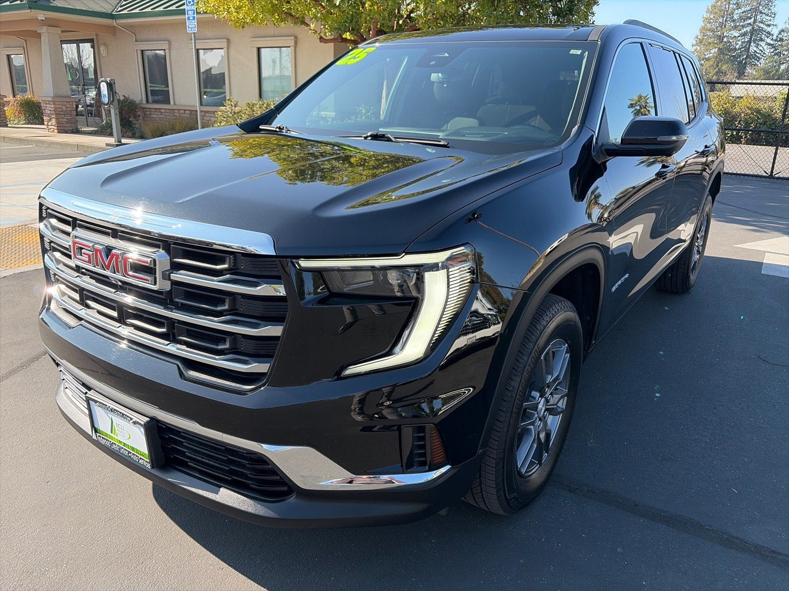 2025 GMC Acadia FWD Elevation