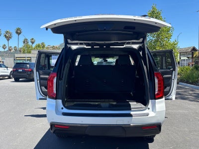 2021 GMC Yukon XL AT4