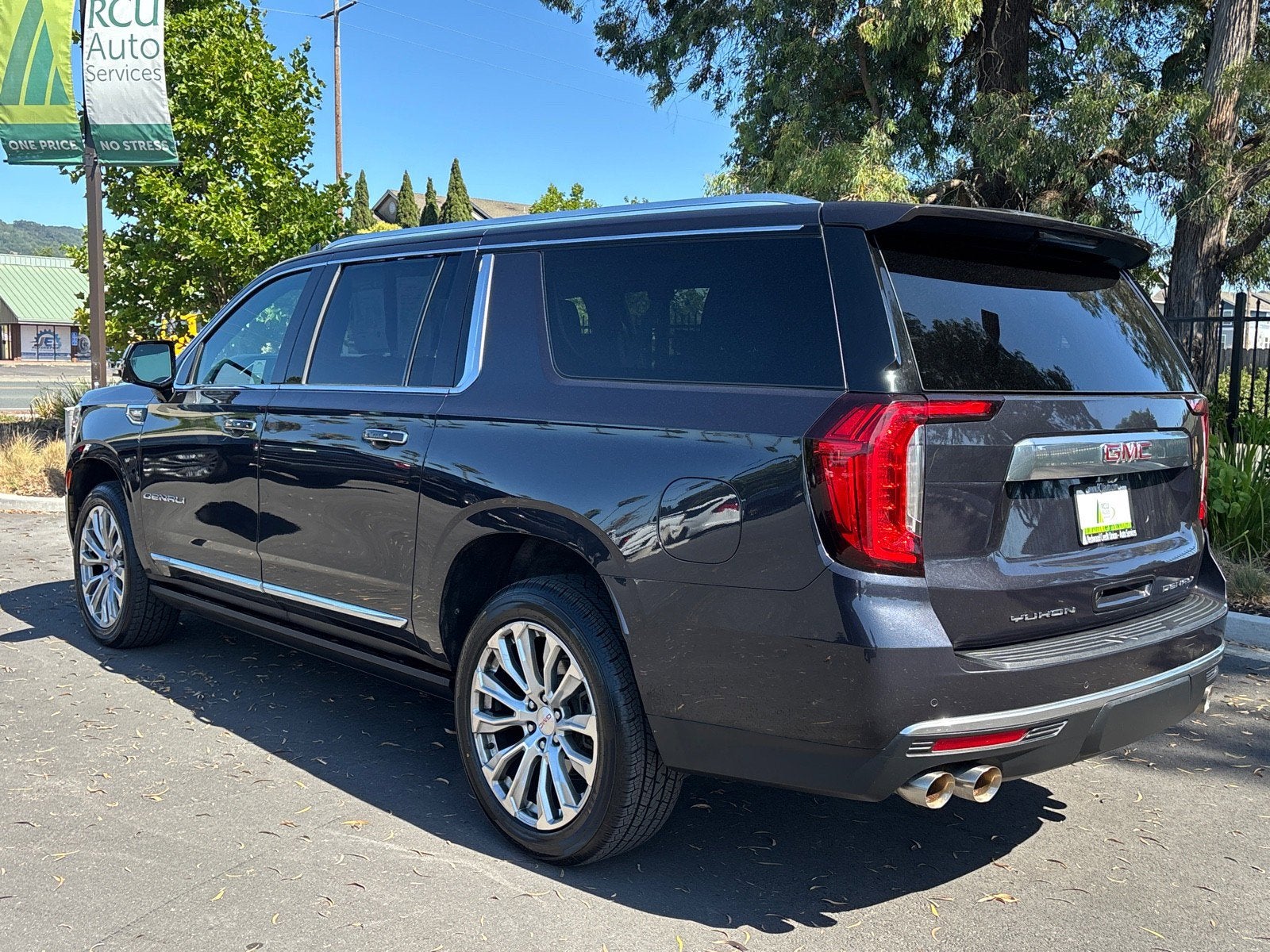 2023 GMC Yukon XL Denali