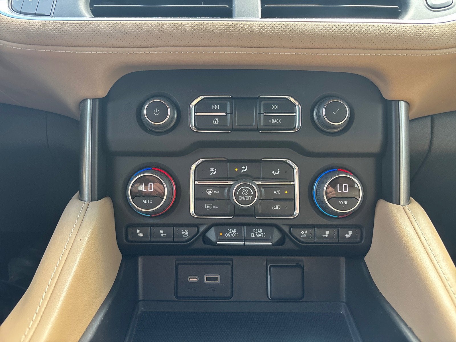 2022 Chevrolet Suburban Premier