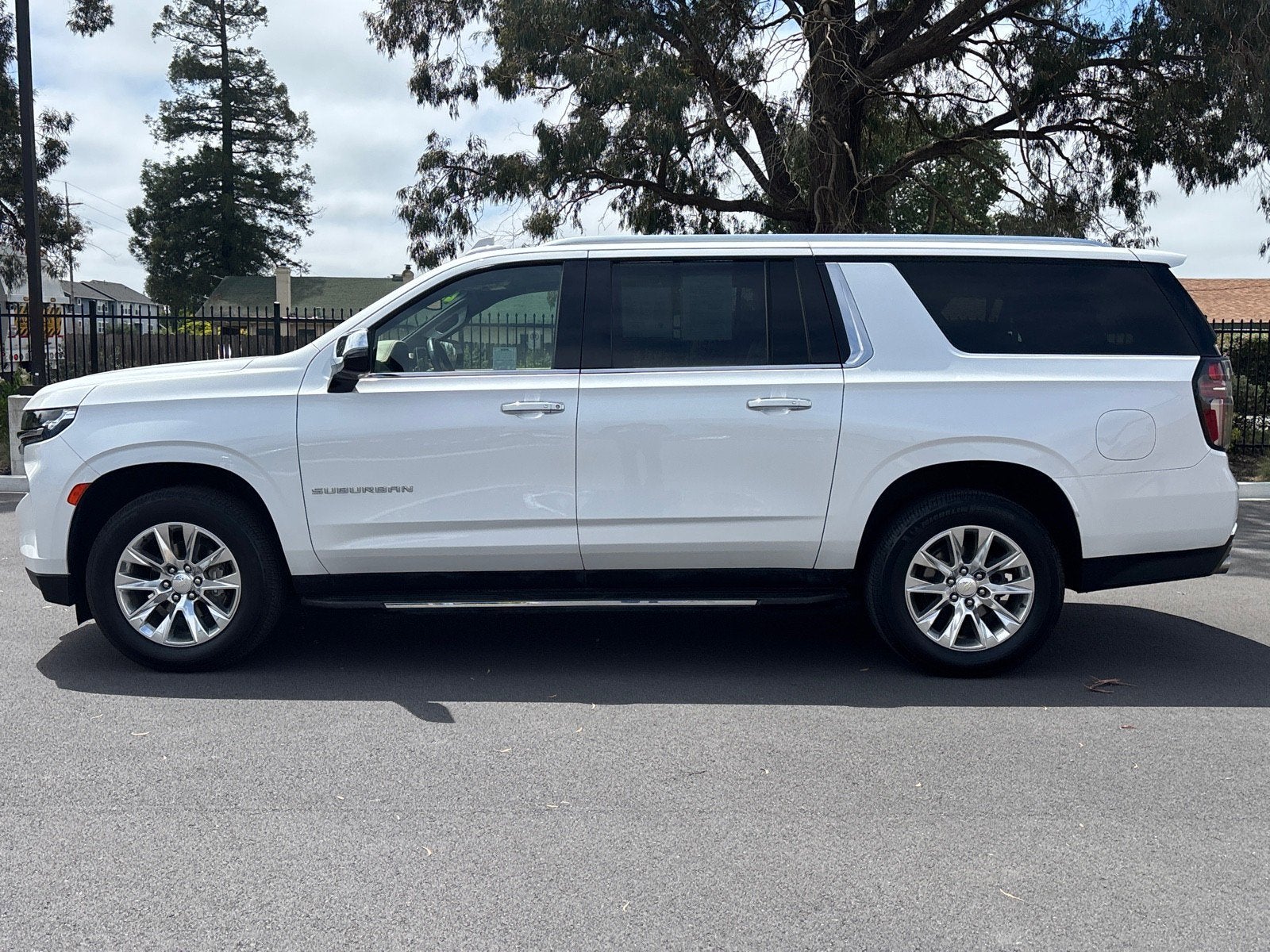 2022 Chevrolet Suburban Premier