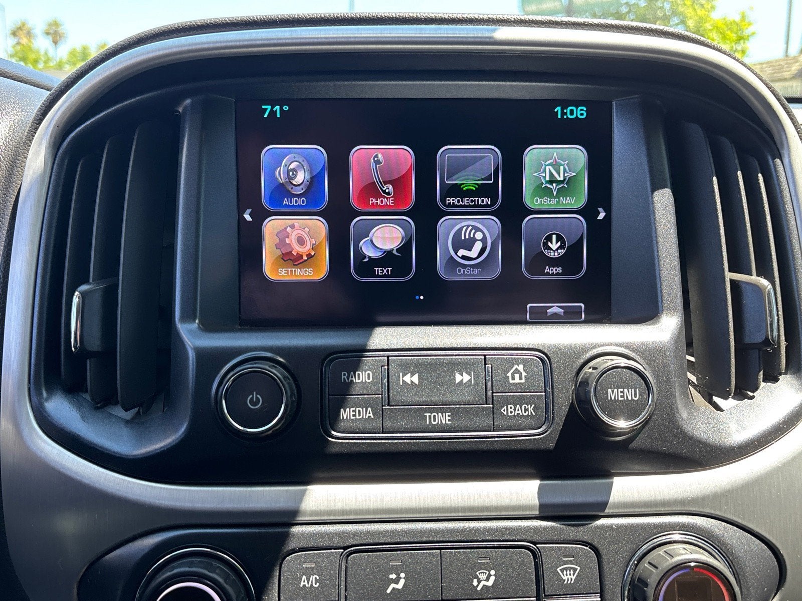 2017 GMC Canyon 2WD SLE