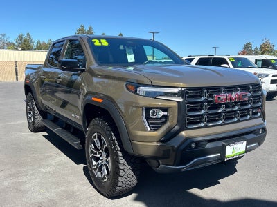 2025 GMC Canyon 4WD AT4