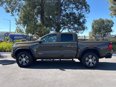 2025 GMC Canyon 4WD AT4