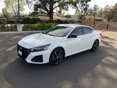 2023 Nissan Altima 2.5 SR
