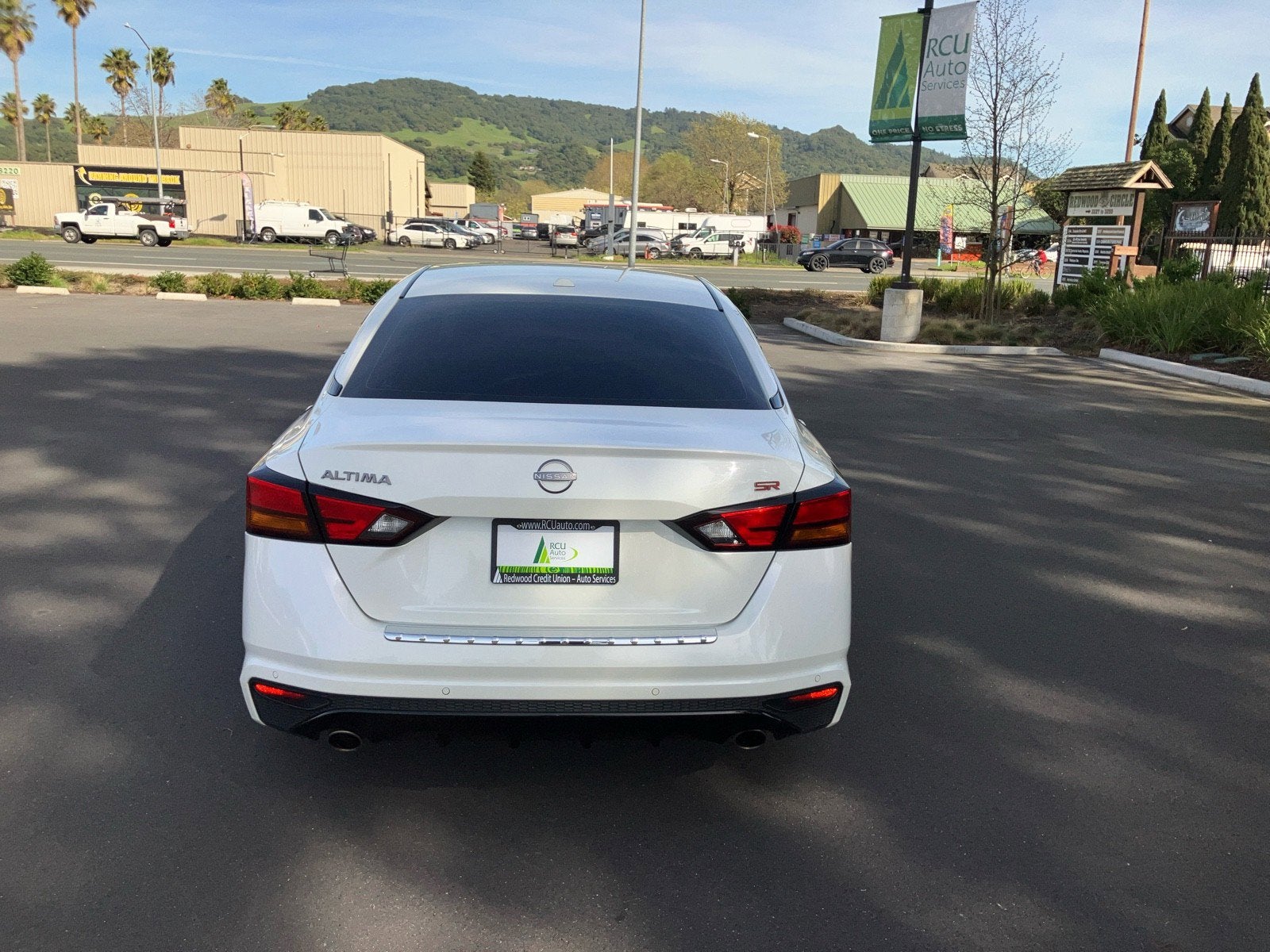 2023 Nissan Altima 2.5 SR