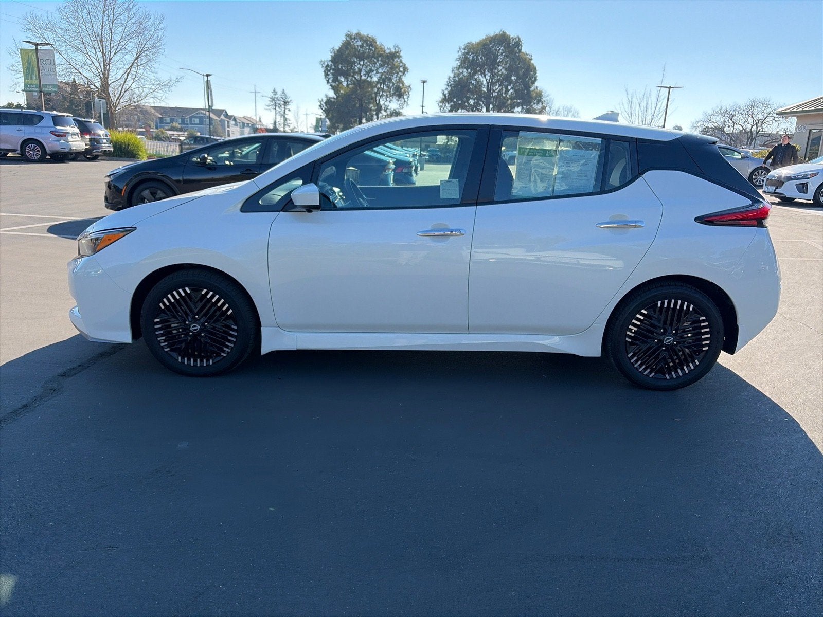 2024 Nissan LEAF SV PLUS