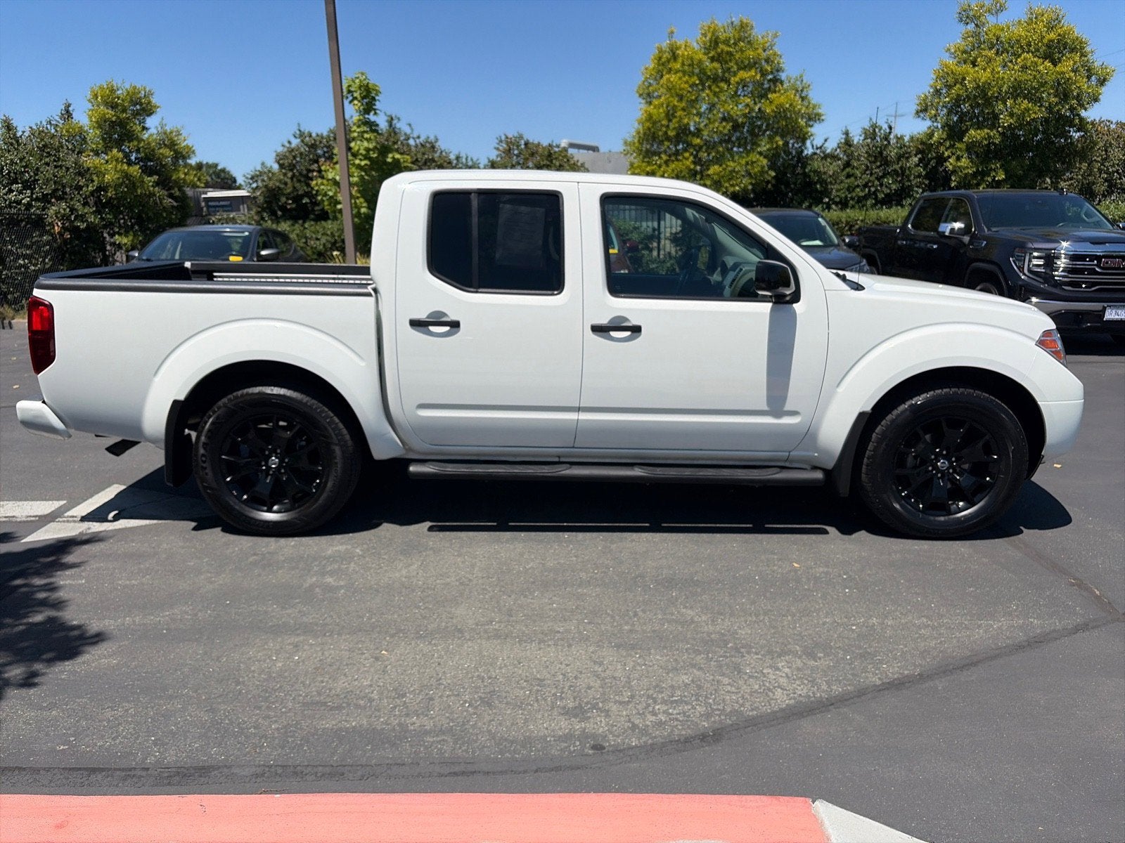 2020 Nissan Frontier SV