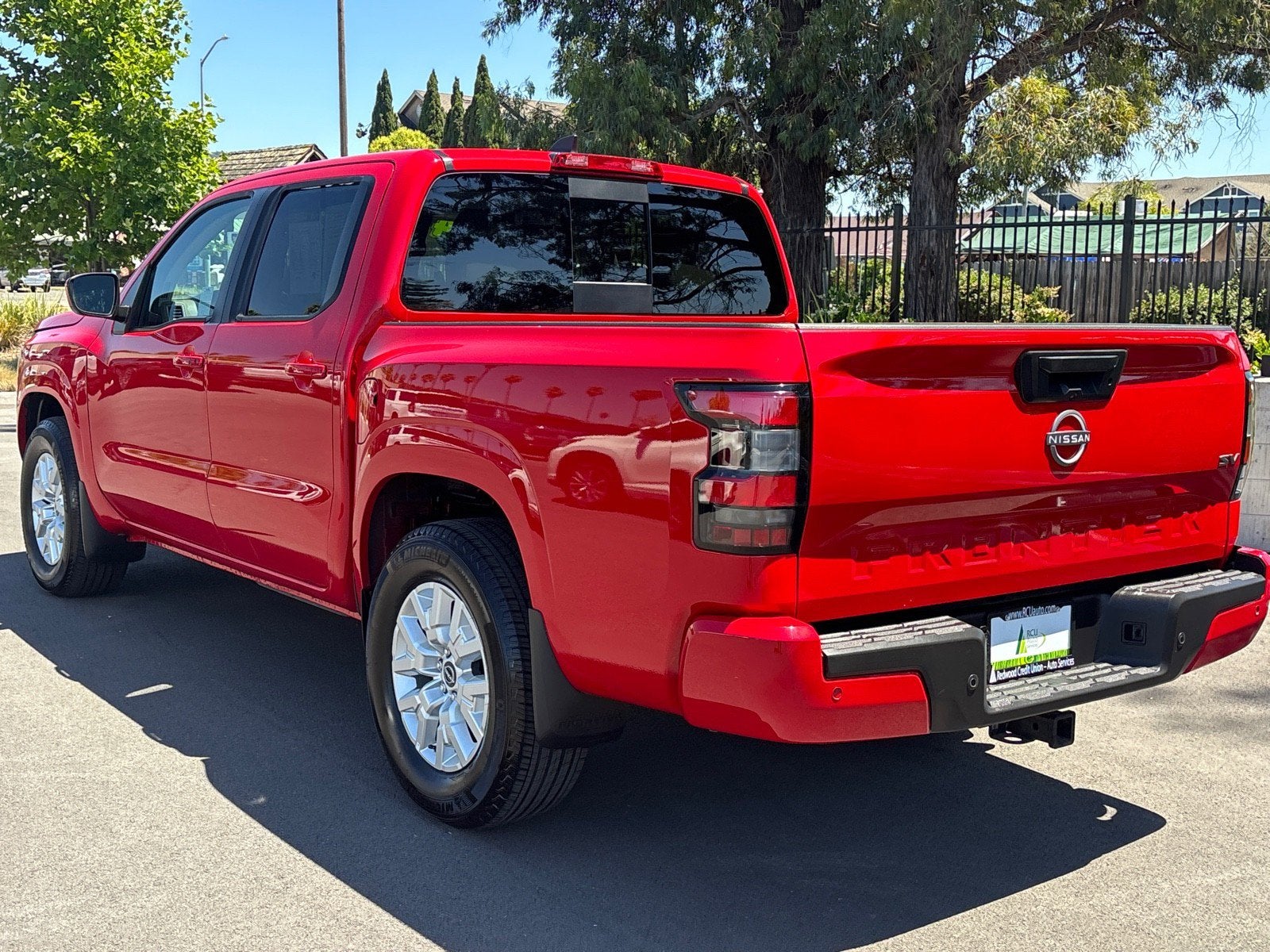 2024 Nissan Frontier SV