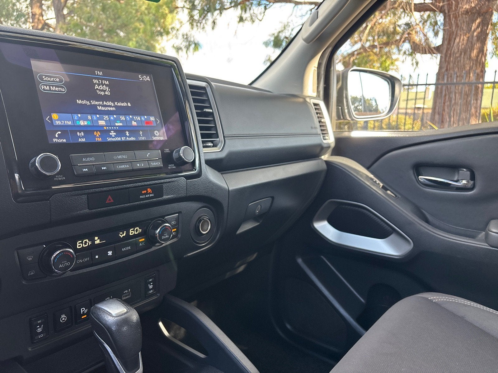 2022 Nissan Frontier SV
