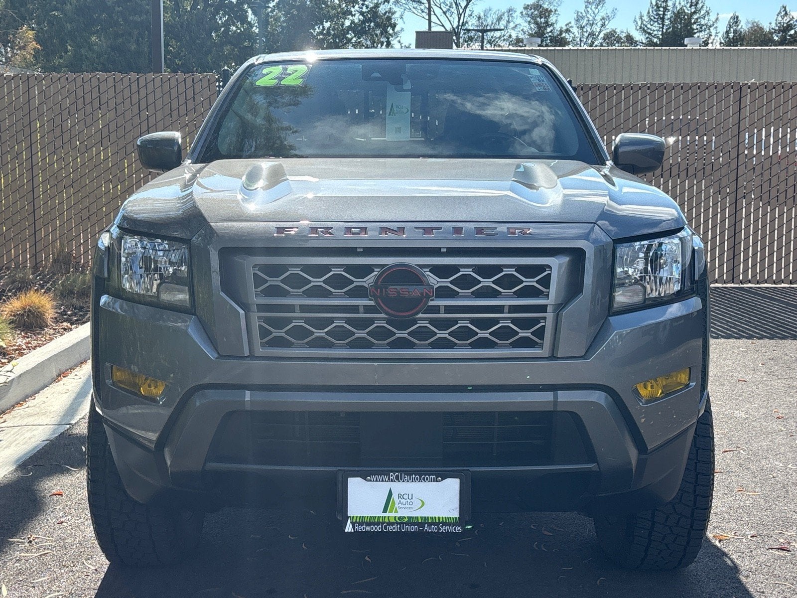 2022 Nissan Frontier SV