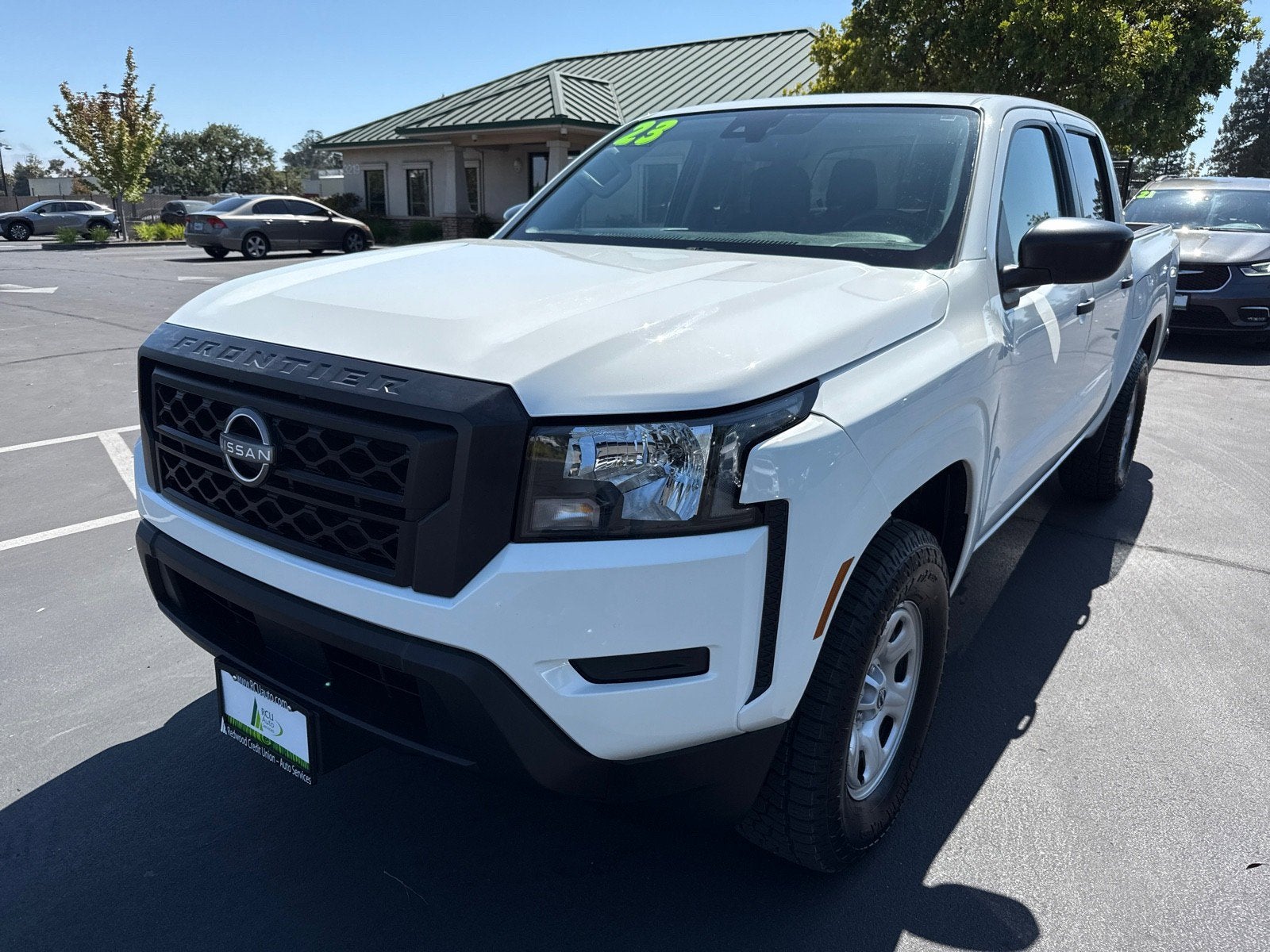2023 Nissan Frontier S