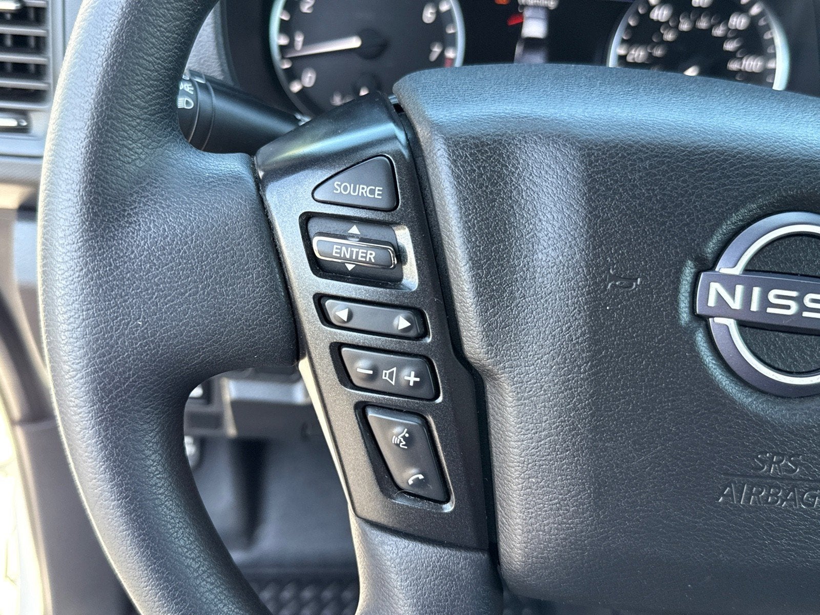 2023 Nissan Frontier S