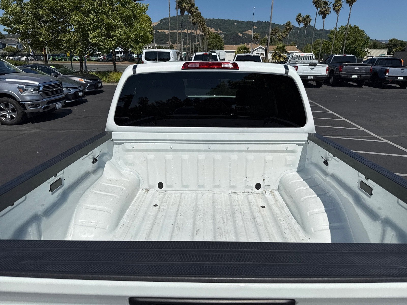 2023 Nissan Frontier S