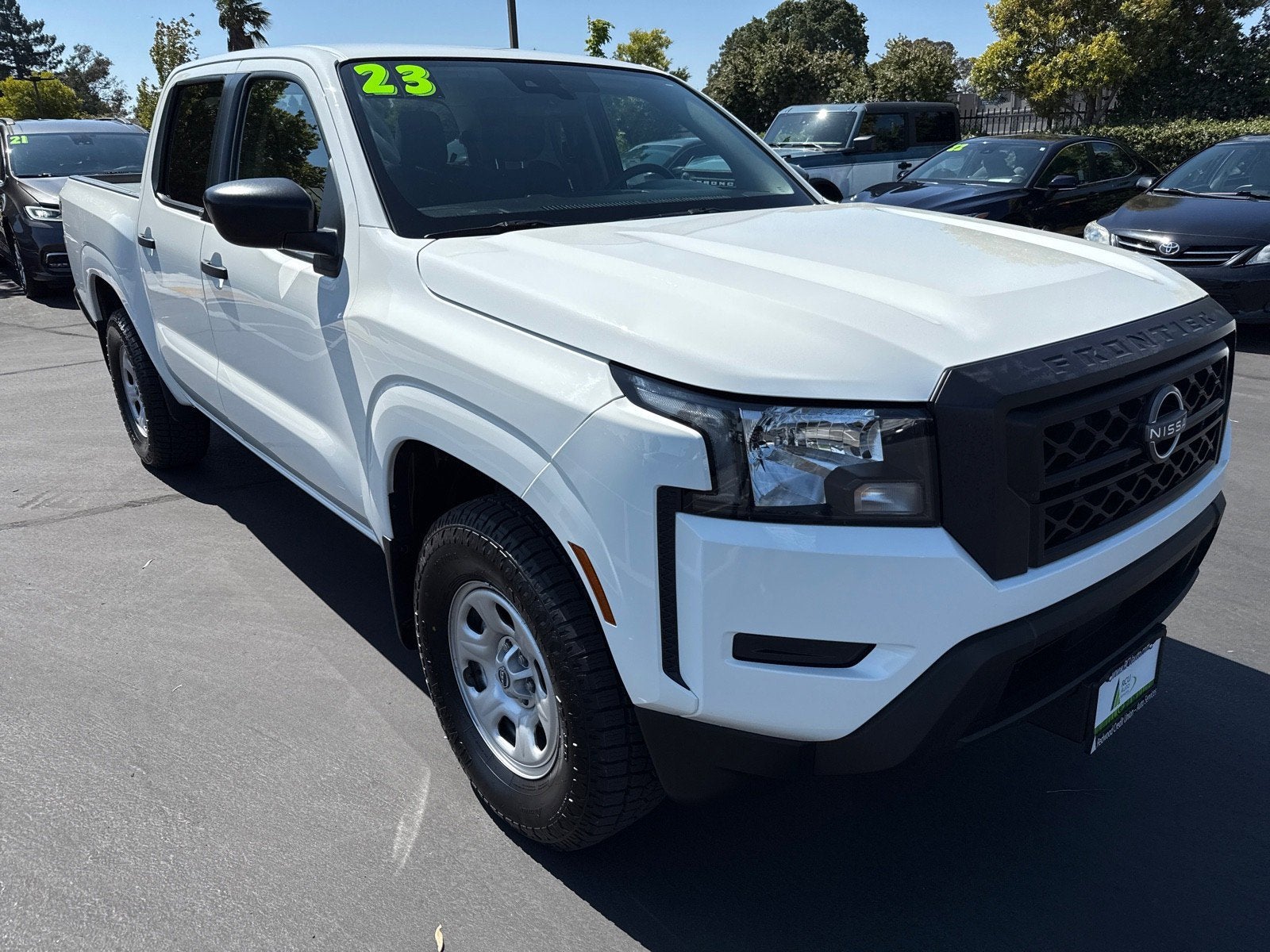 2023 Nissan Frontier S