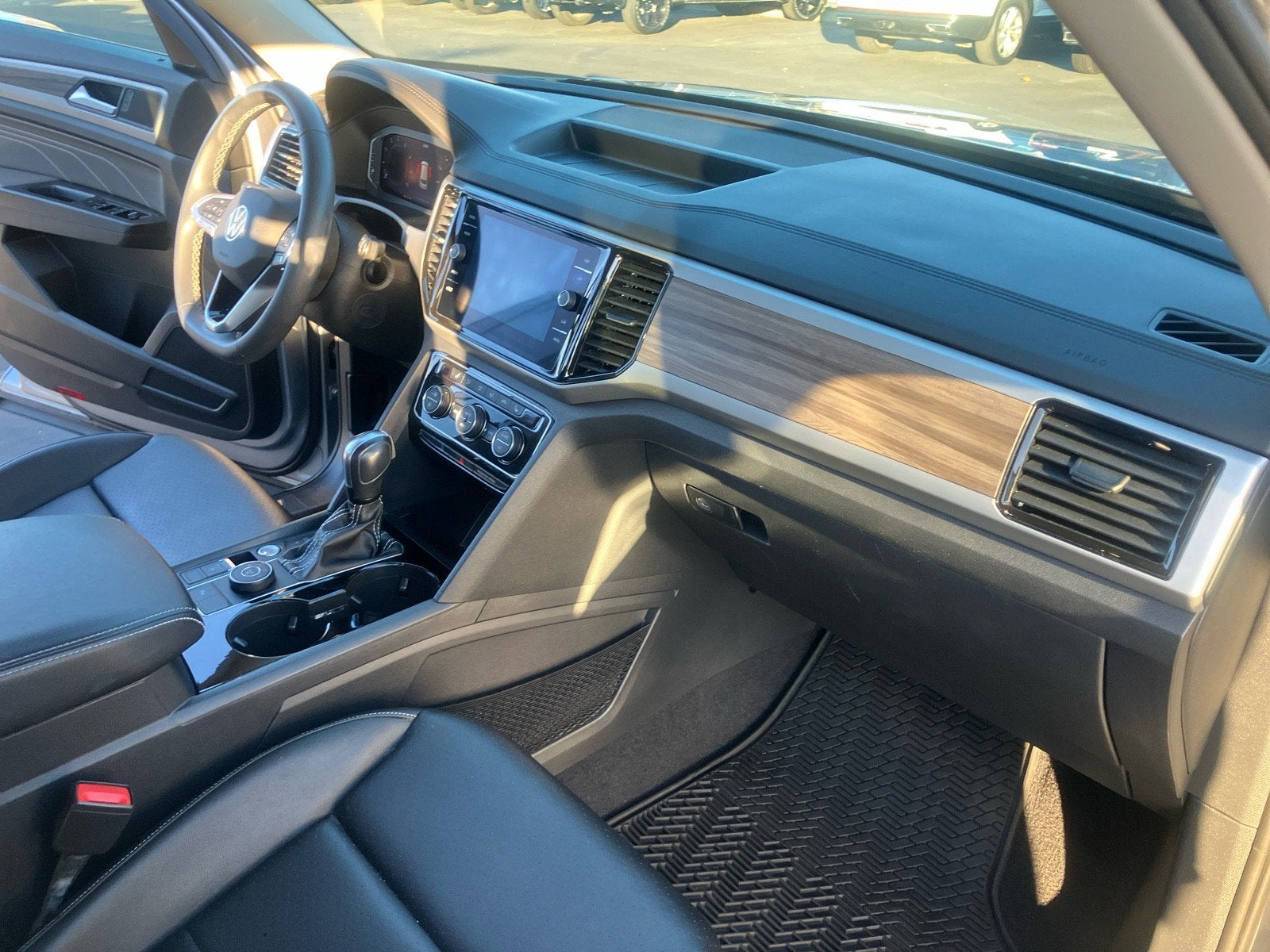 2022 Volkswagen Atlas 3.6L V6 SEL