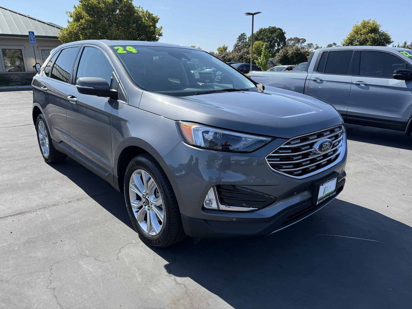 2024 Ford Edge Titanium
