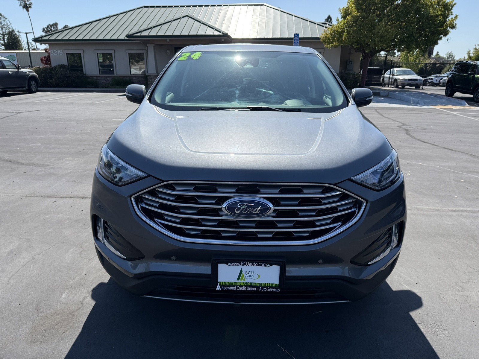 2024 Ford Edge Titanium