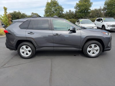 2020 Toyota RAV4 Hybrid XLE