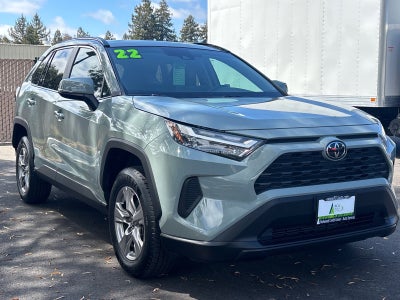 2022 Toyota RAV4 XLE