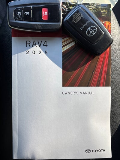 2025 Toyota RAV4 XLE
