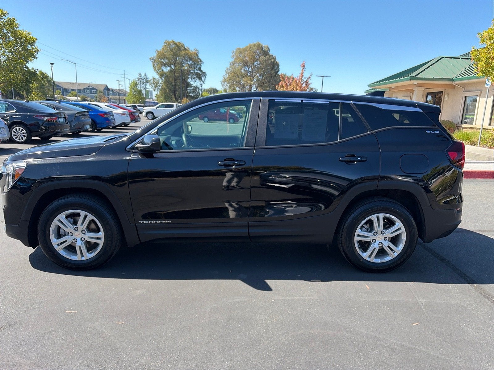 2024 GMC Terrain SLE