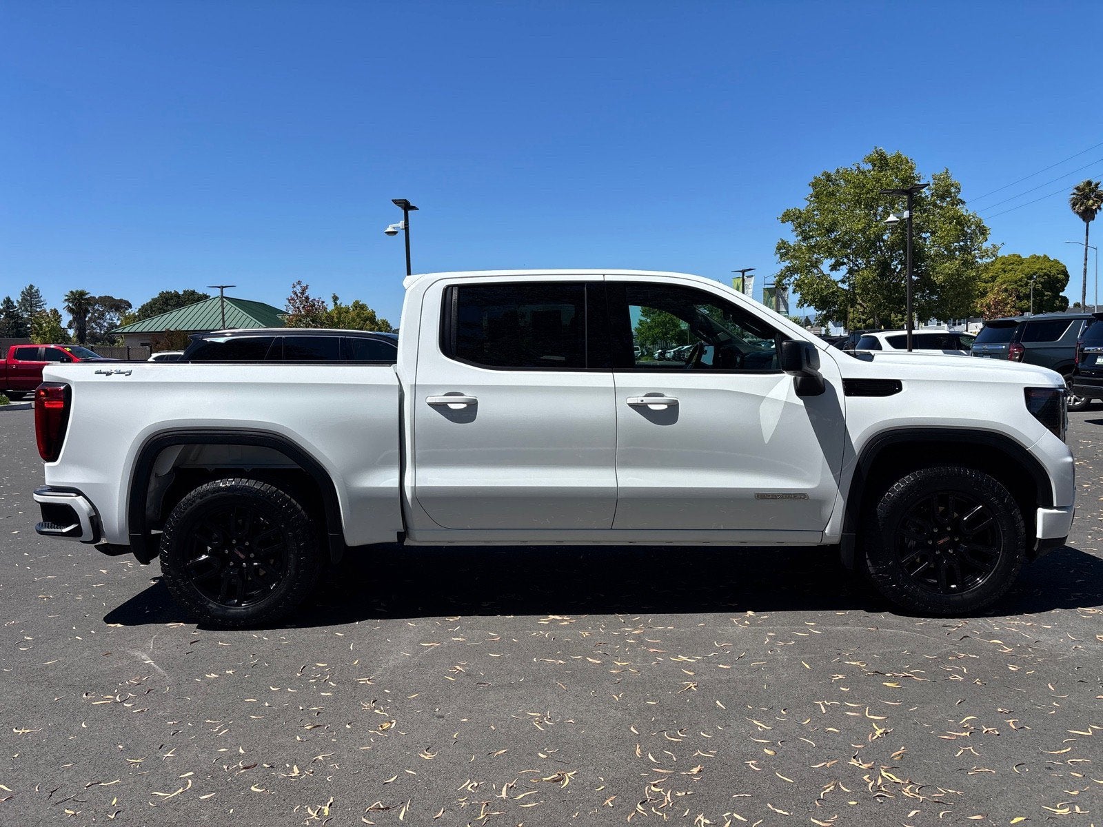 2023 GMC Sierra 1500 Elevation
