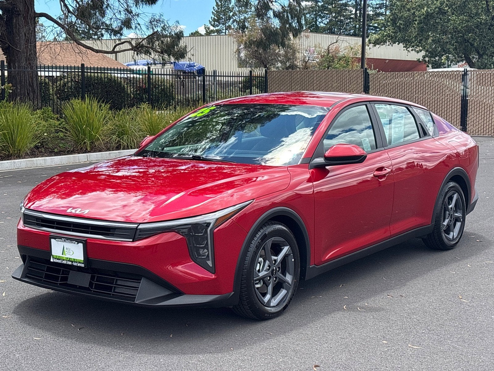 2025 Kia K4 LXS