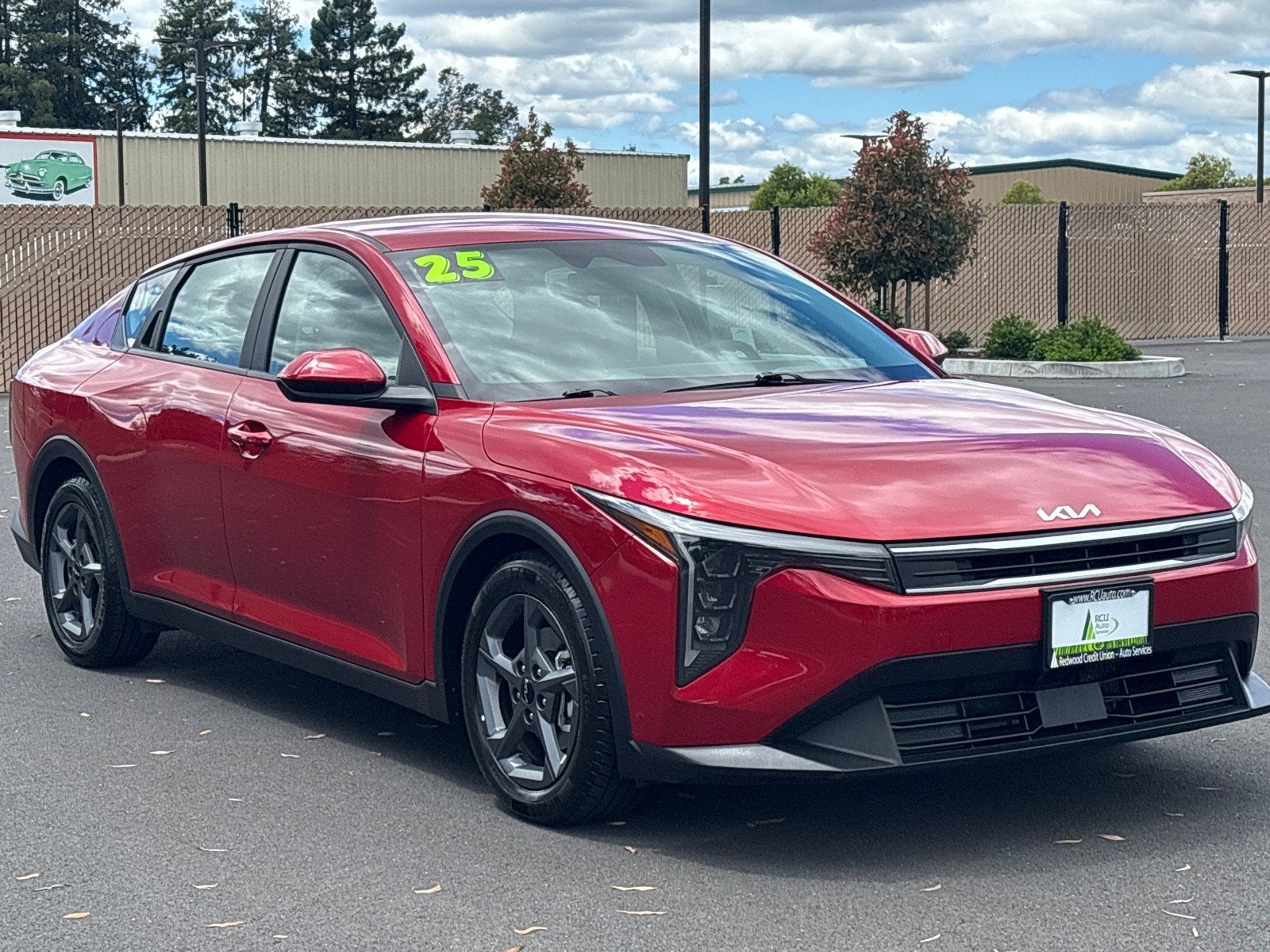 2025 Kia K4 LXS