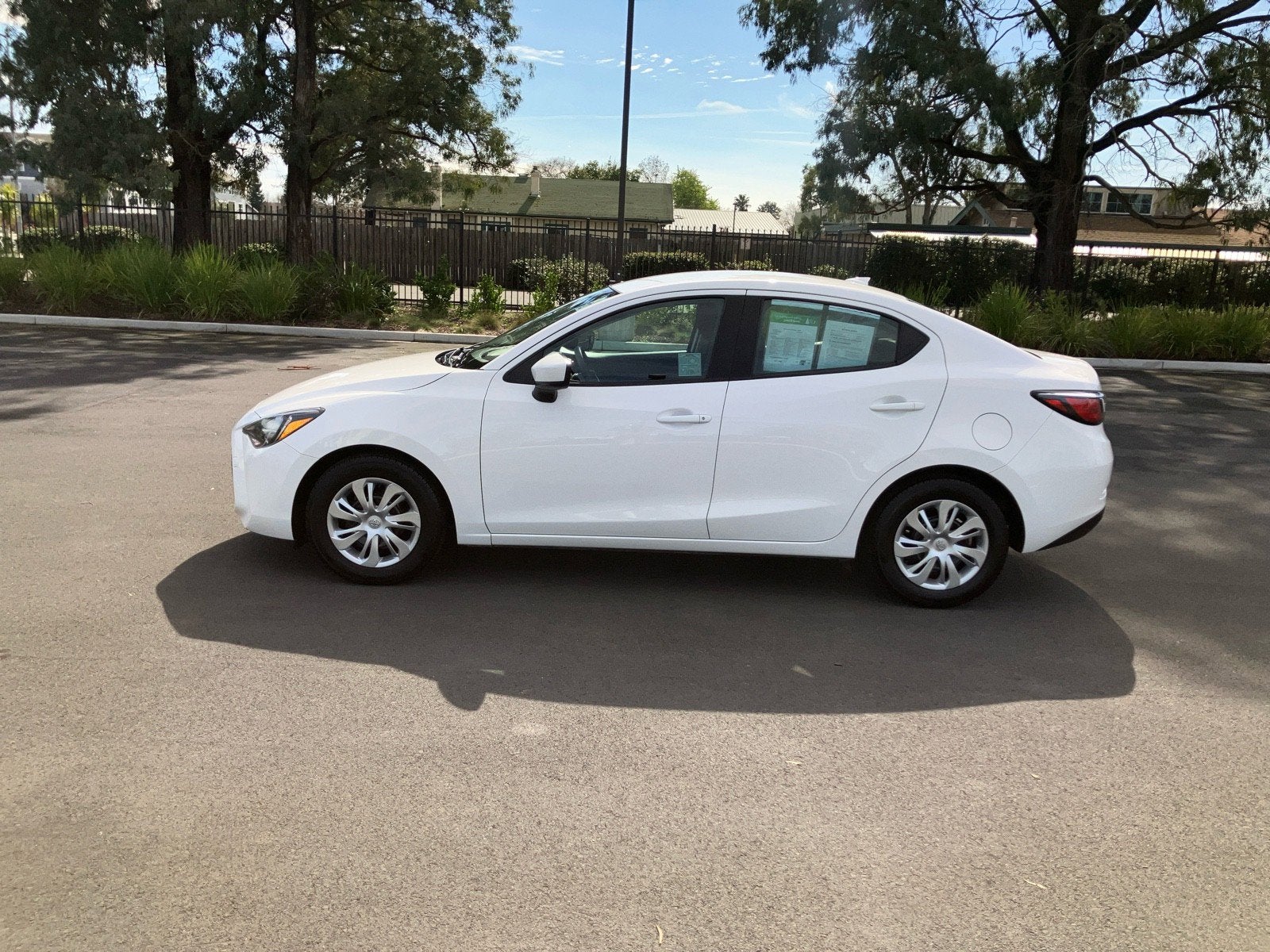 2020 Toyota Yaris Sedan L