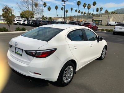 2020 Toyota Yaris Sedan L