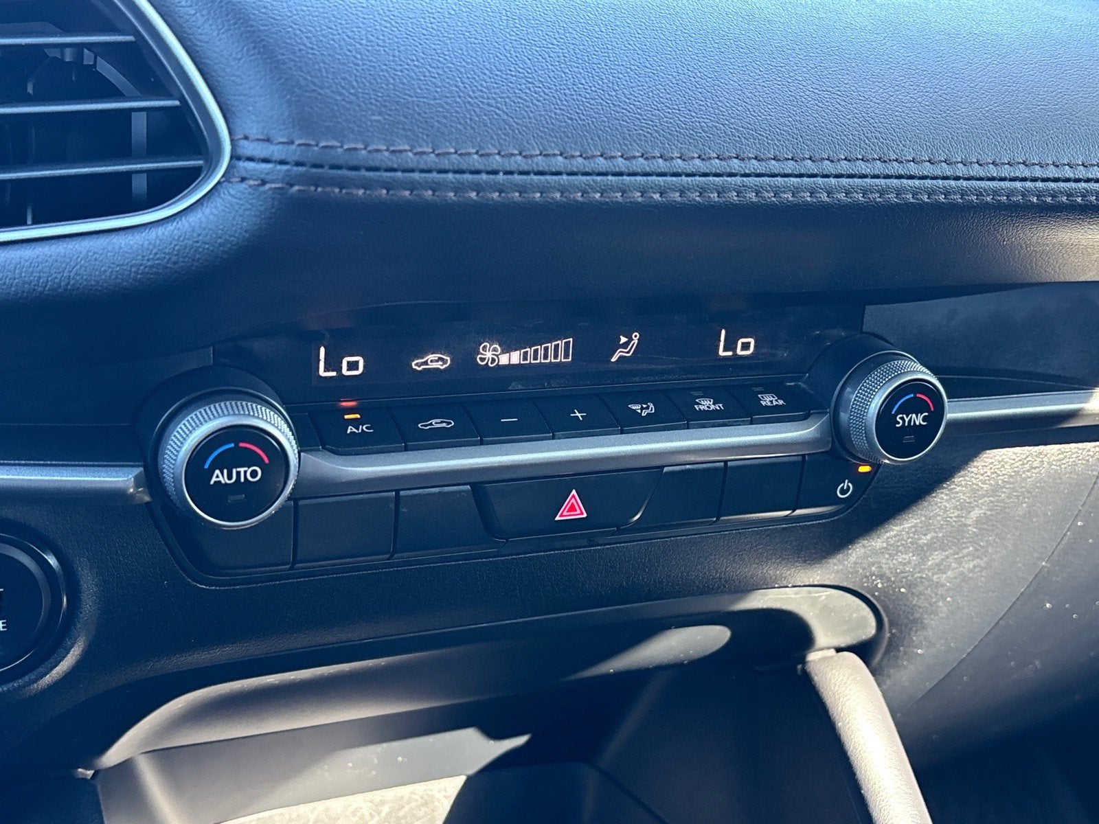 2024 Mazda Mazda3 Sedan 2.5 S Select Sport