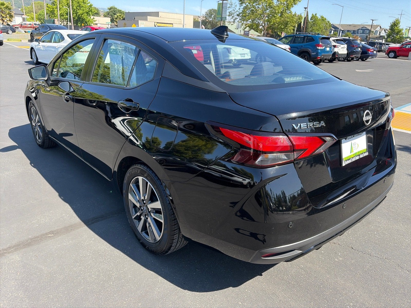 2023 Nissan Versa SV