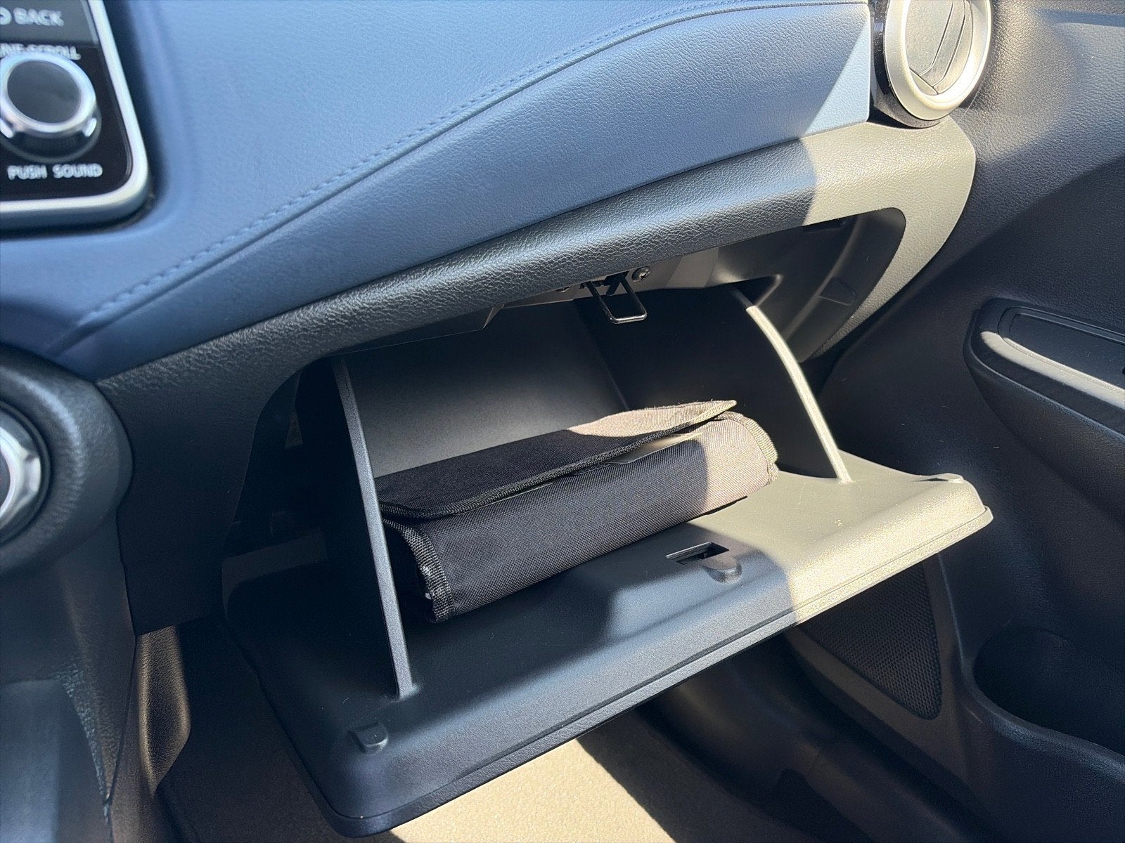 2023 Nissan Versa SV