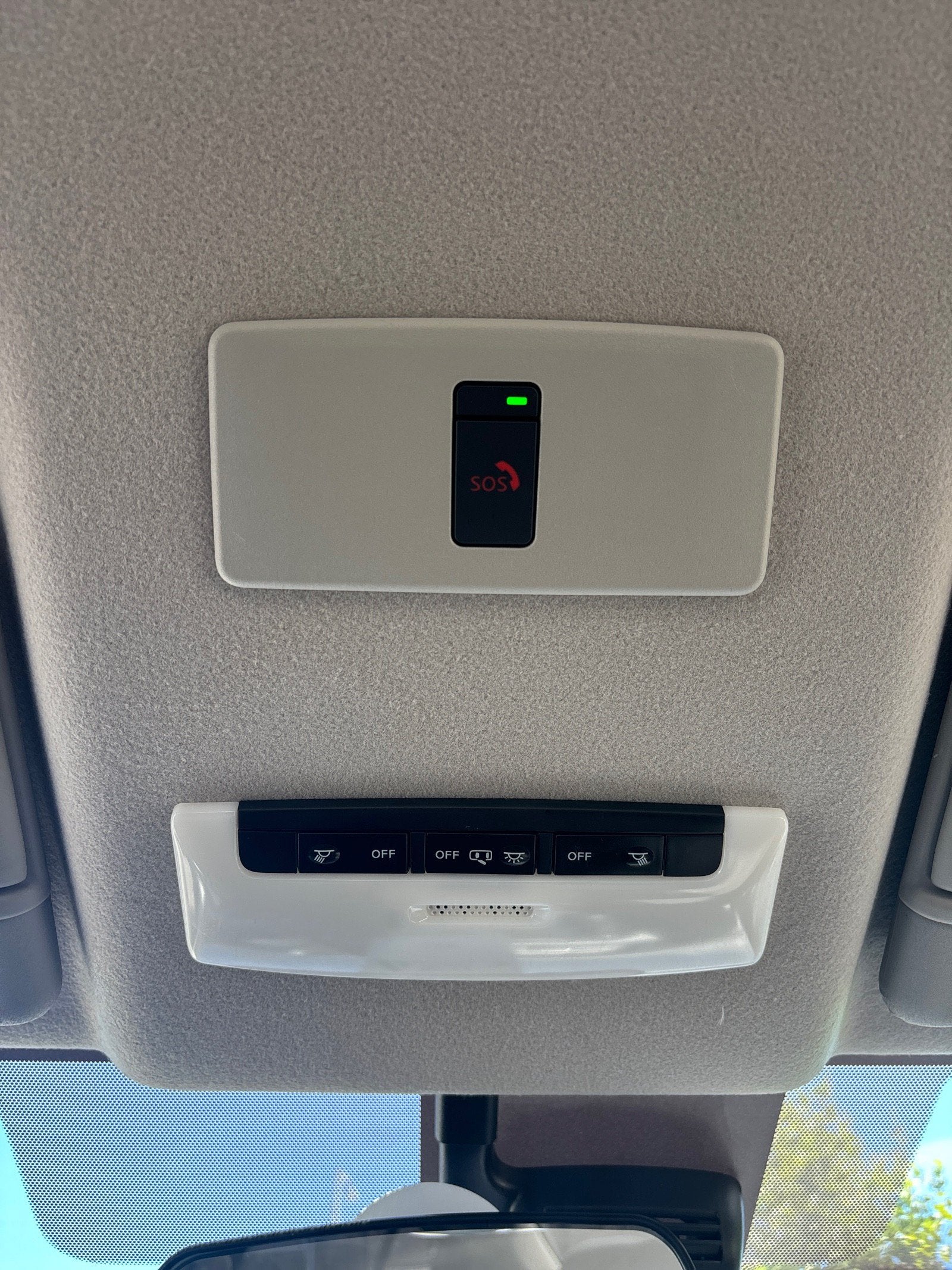 2024 Nissan Versa SR