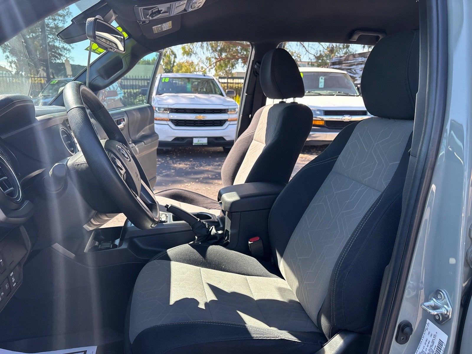 2022 Toyota Tacoma 4WD TRD Off Road